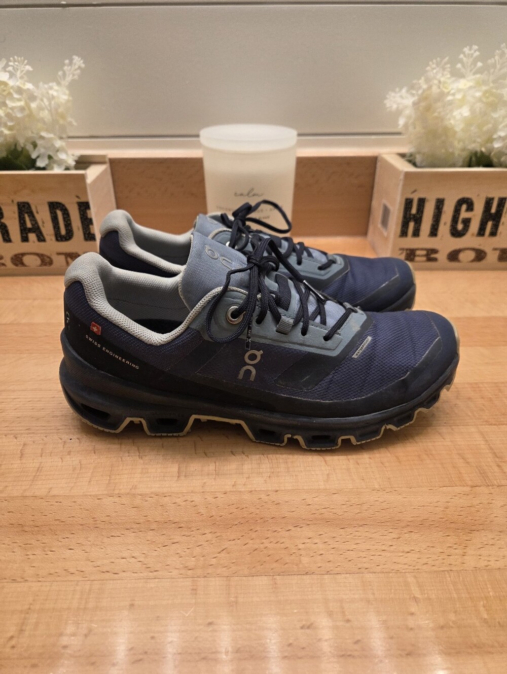 On Cloudventure Waterproof Sneakers Deep Denim Midnight Blue Women's Size 7